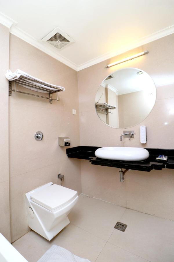 Hotel Rajshree & Spa Chandigarh Exterior photo