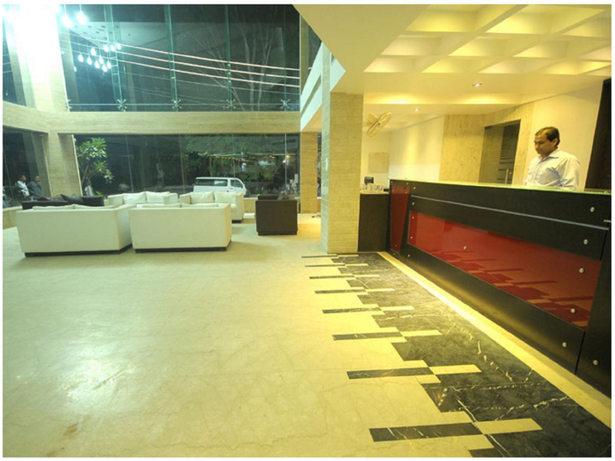 Hotel Rajshree & Spa Chandigarh Room photo