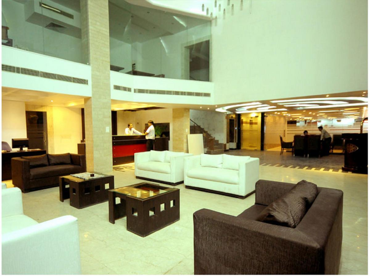 Hotel Rajshree & Spa Chandigarh Room photo